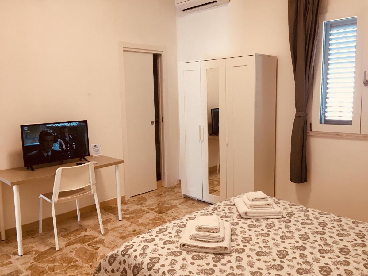Villa Iavernaro Pulsano Bagian luar foto